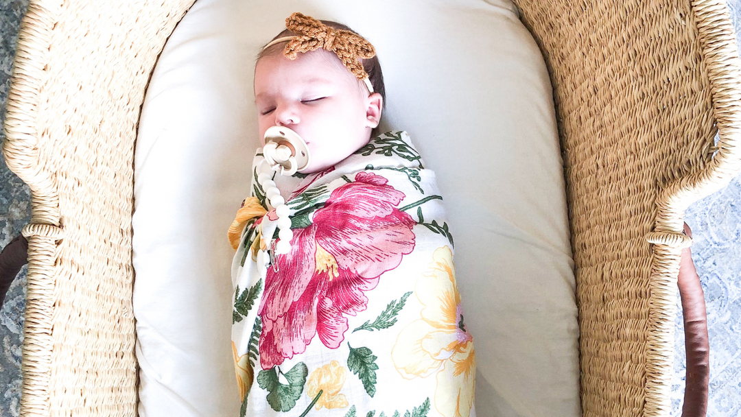 Guide on How to Swaddle a Newborn Baby